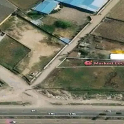 زمین تجاری برای مغازه .اسفیکان .