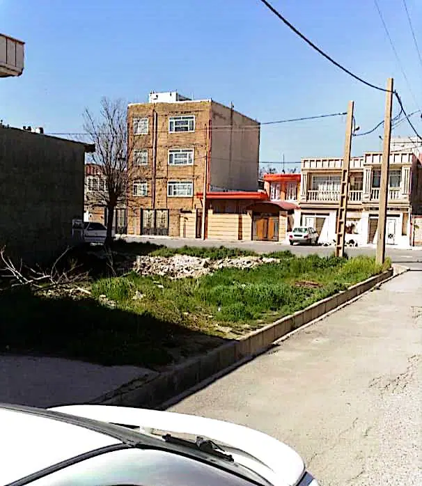 زمین دو نبش سه راه فرهنگ دورود