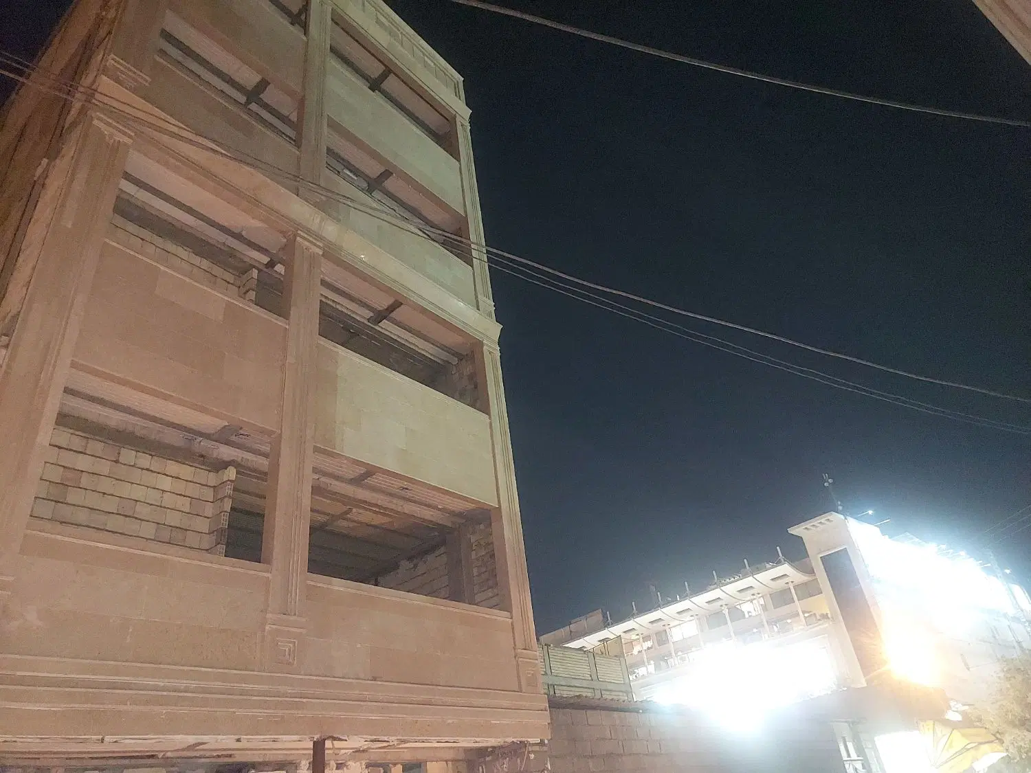 فروش آپارتمان تک واحدی کلید اول بلوار روبروی مادر