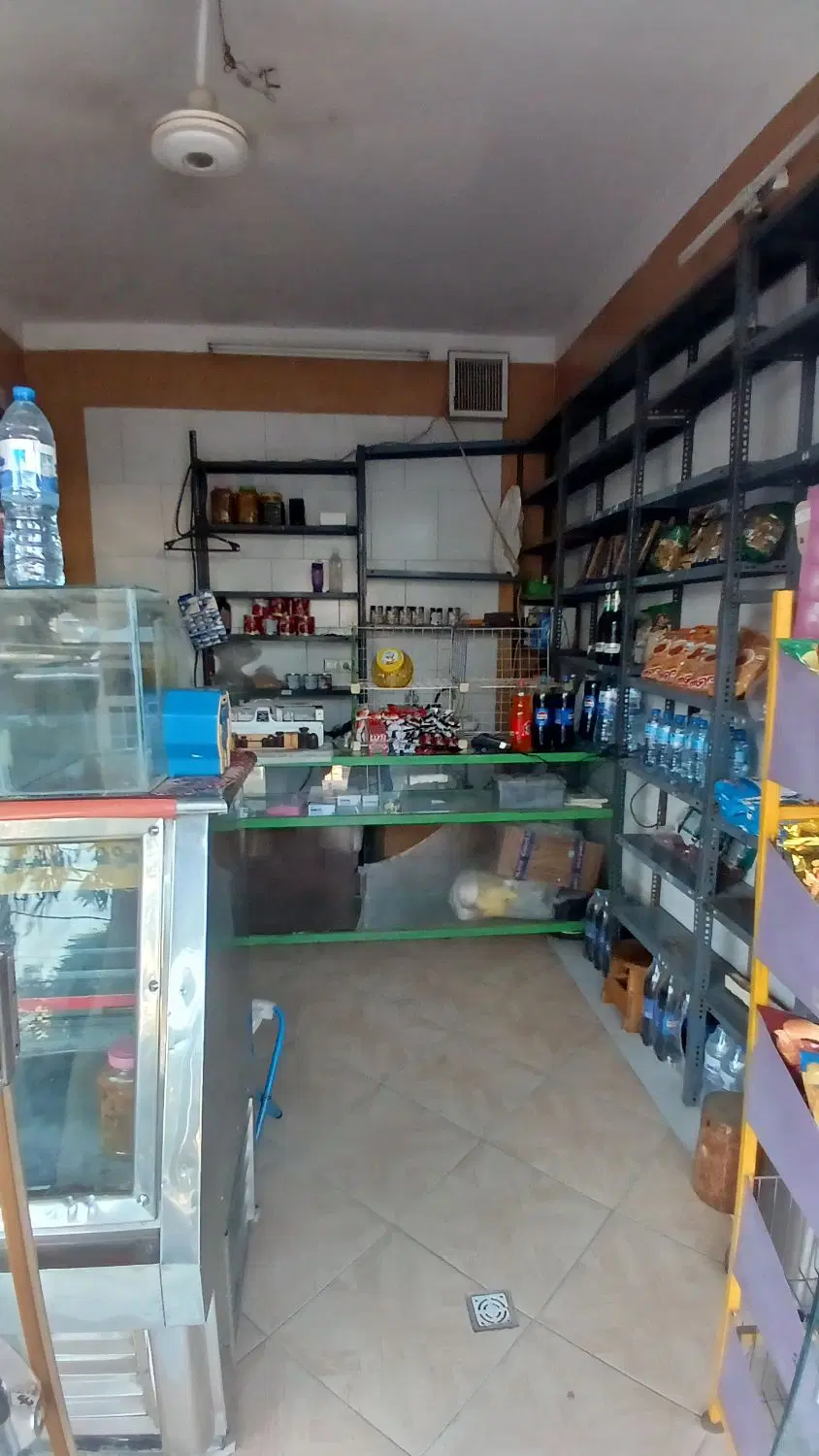 اجاره مغازه ۱۲ متری