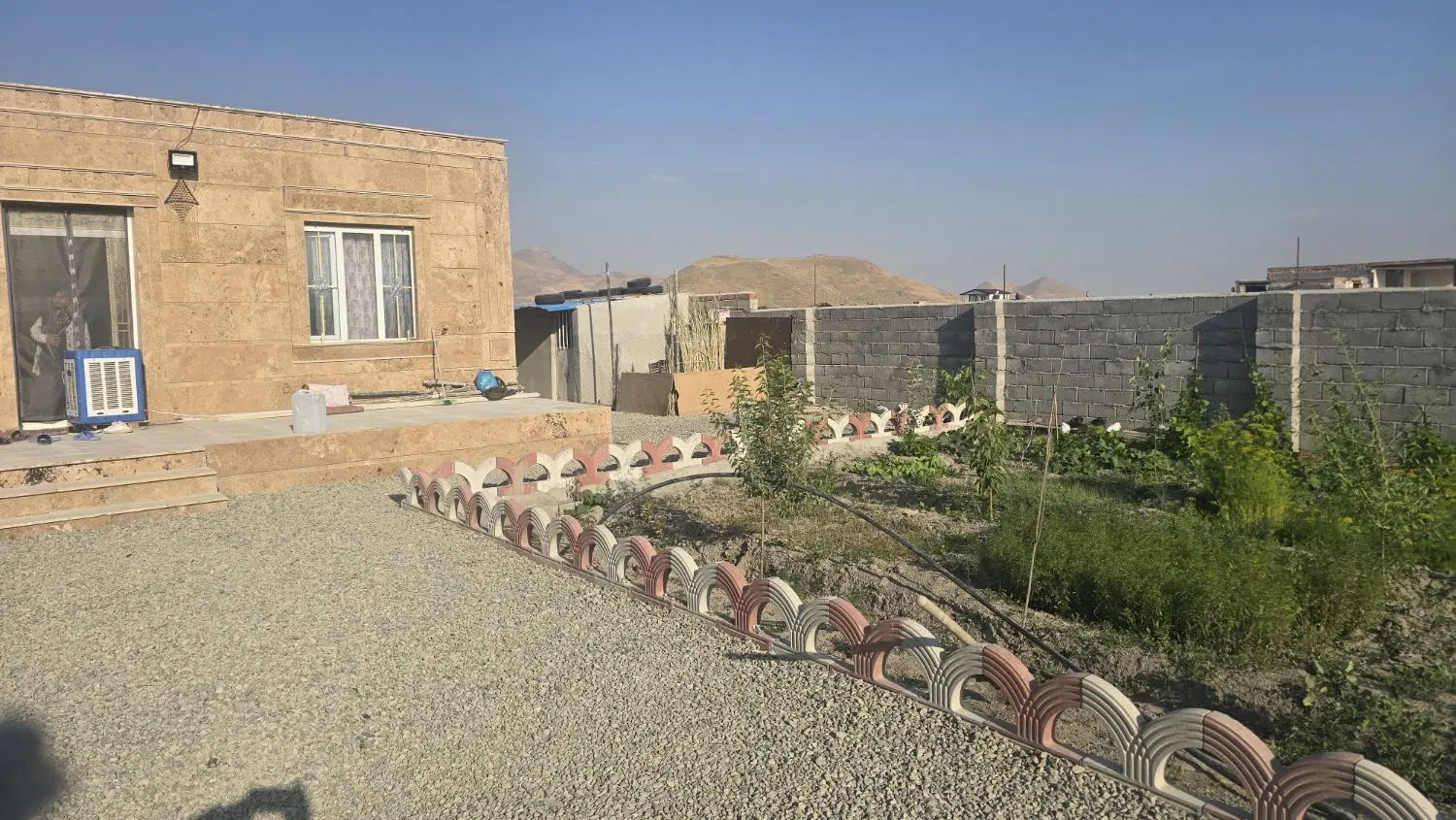 ویلاباغ باغچه 500متربا ساختمان تک خوابه شورکندیولی