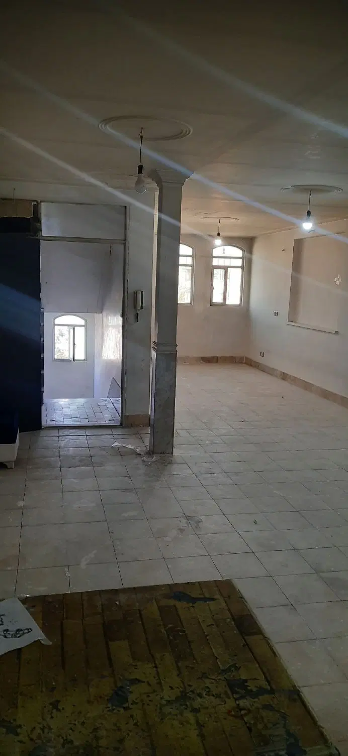 منزل دو طبقه دربست
