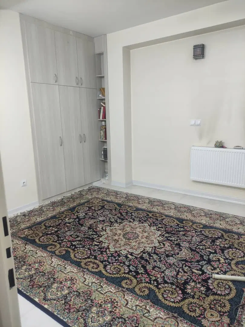 یک واحد آپارتمان بسیار خوش ساخت سه خوابه ۱۱۵ متری