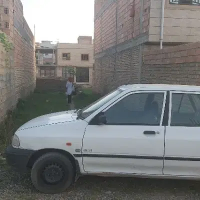 زمین فروشی