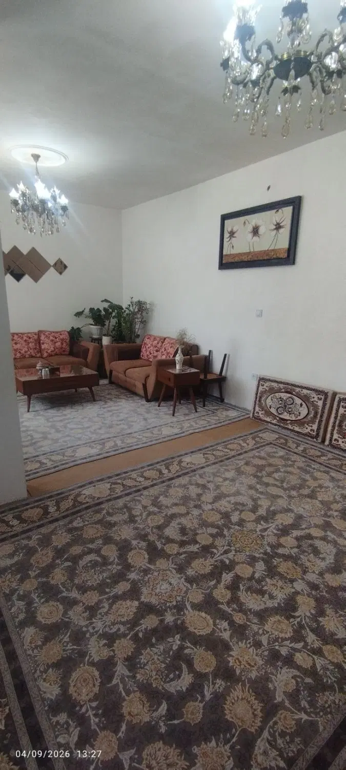 خانه ویلایی دو طبقه در اسلام آباد