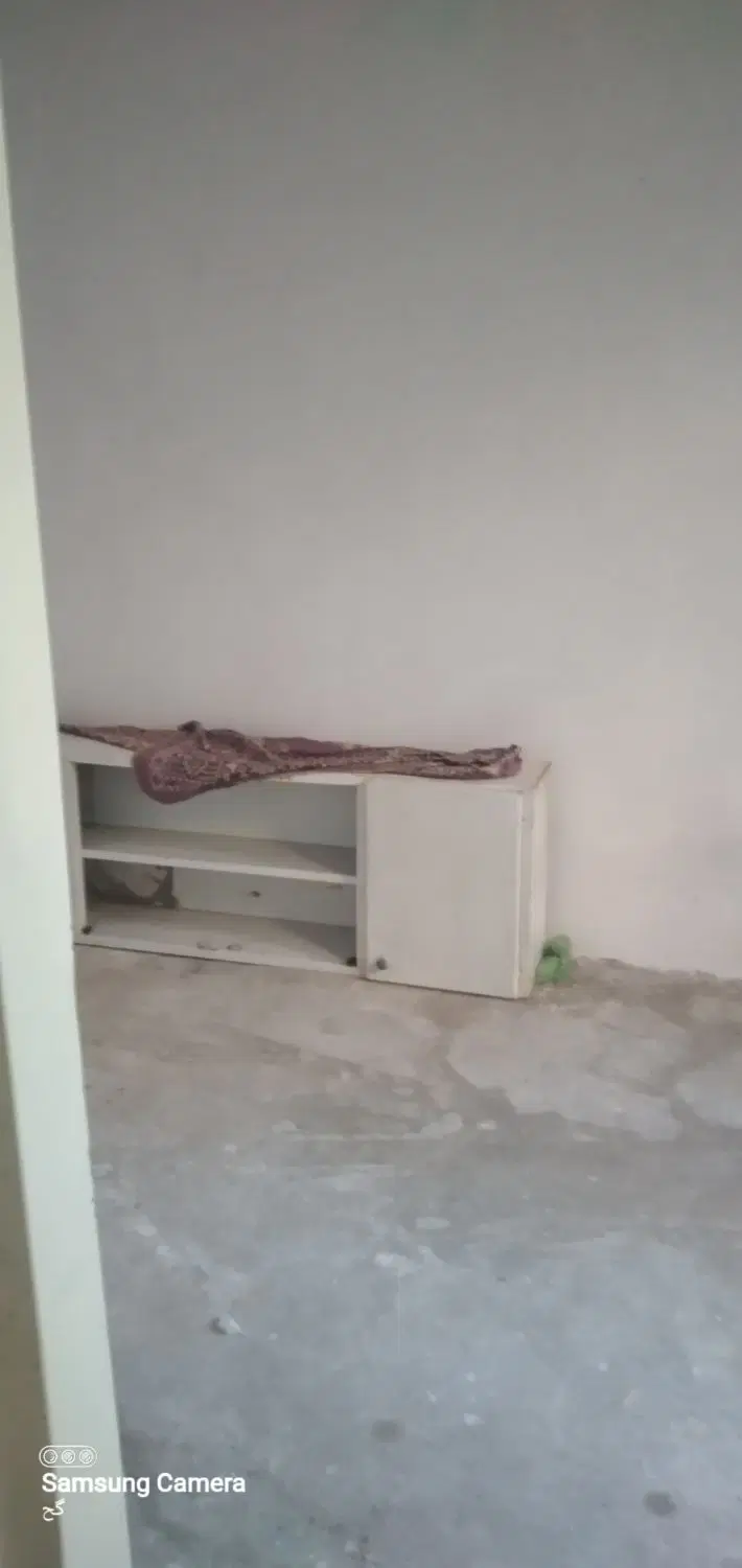 حیاط ۷۰ متر