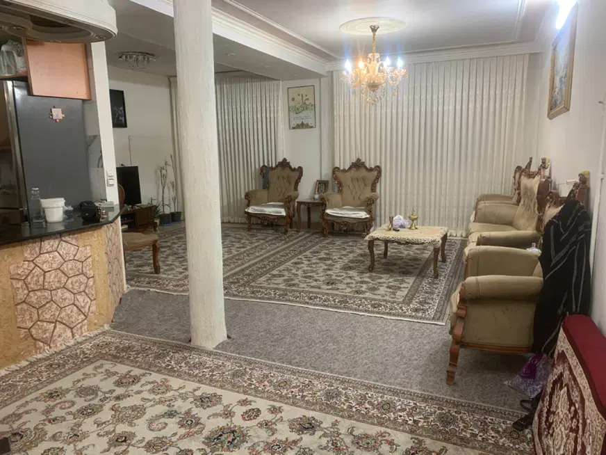 اپارتمان۸۲ متری