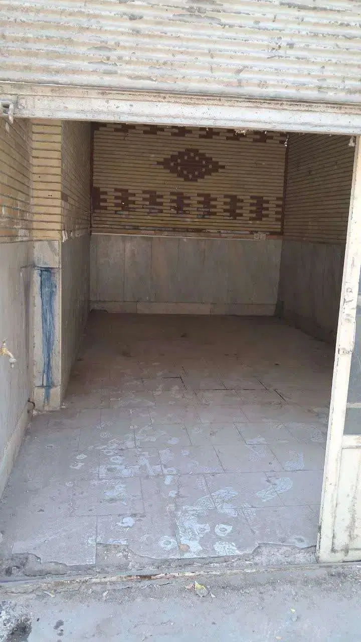 مغازه 18.8