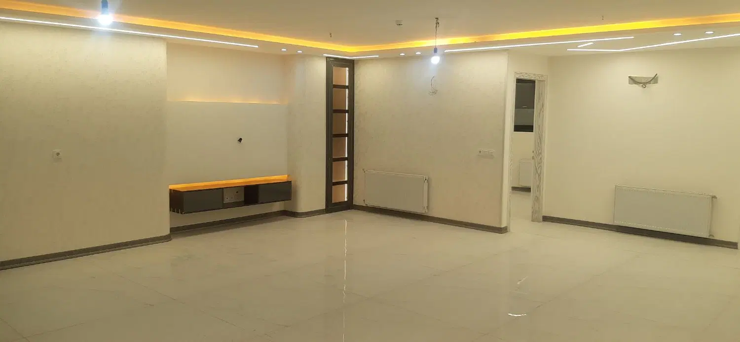 منزل ۳ طبقه ویلایی خیابان دکتربهشتی(شاپور قدیم)