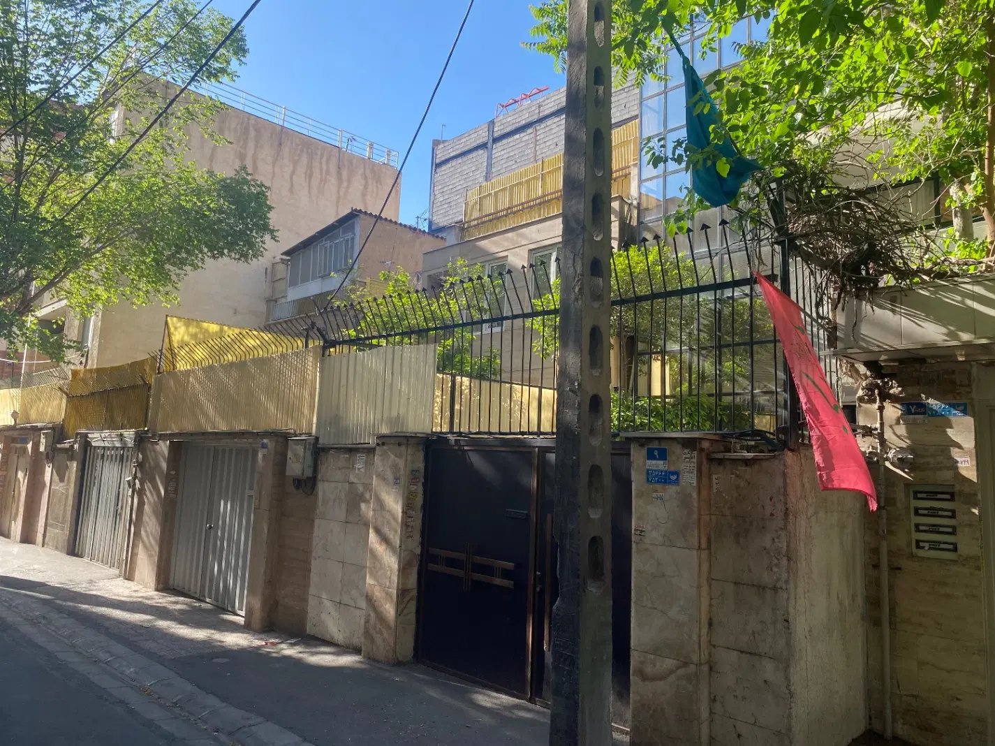 ۲۲۵متر تجاری دار بر۱۳