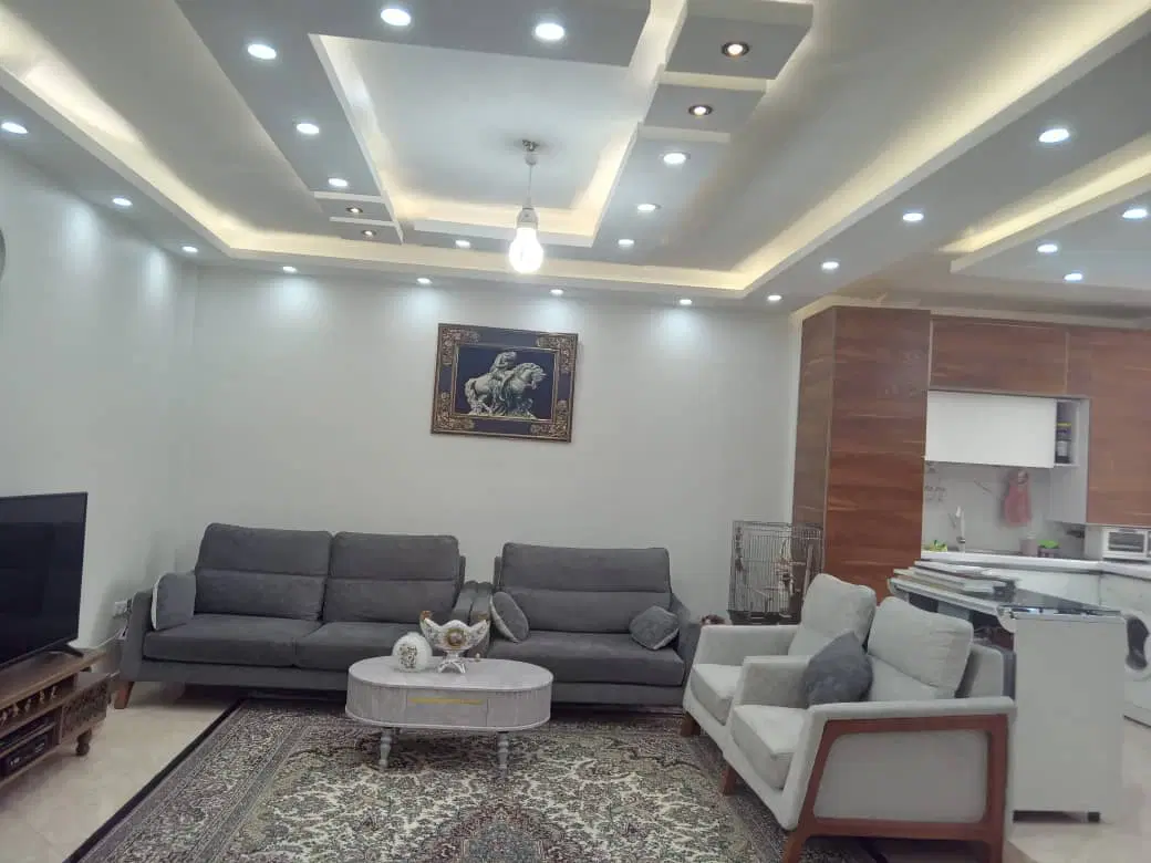 رهن و اجاره ۶۸ متر ۲ خواب طبقه دوم