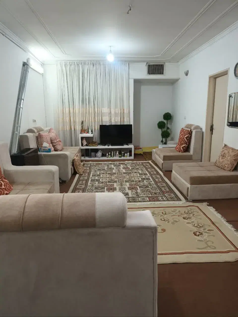اجاره خانه طبقه بالا