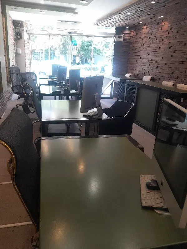 اپارتمان ۱۳۰ متری ابتدای طالقانی