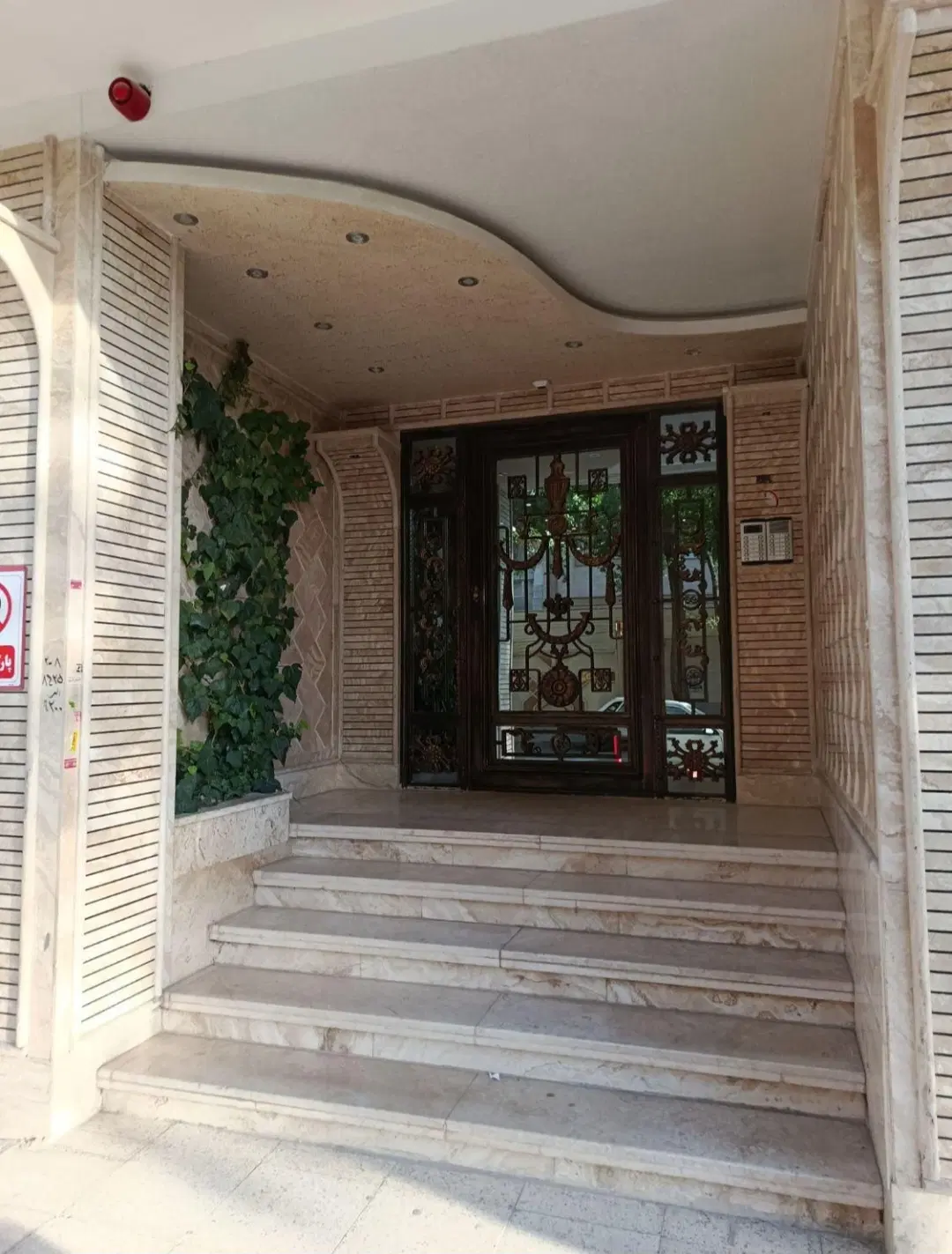ویلایی شمالی پروین اعتصامی  ۳ غربی