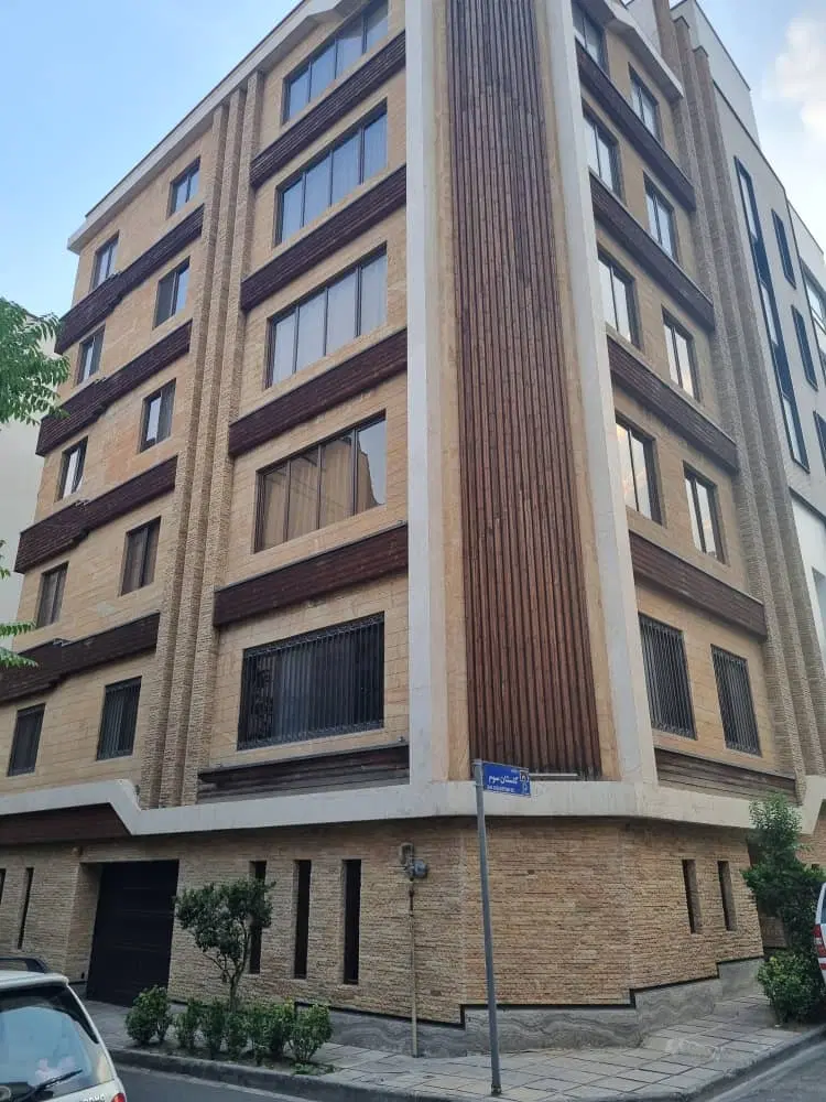 ۱۰۵ متر ۲خواب بدون مالک بازسازی شده درختی فخارمقدم