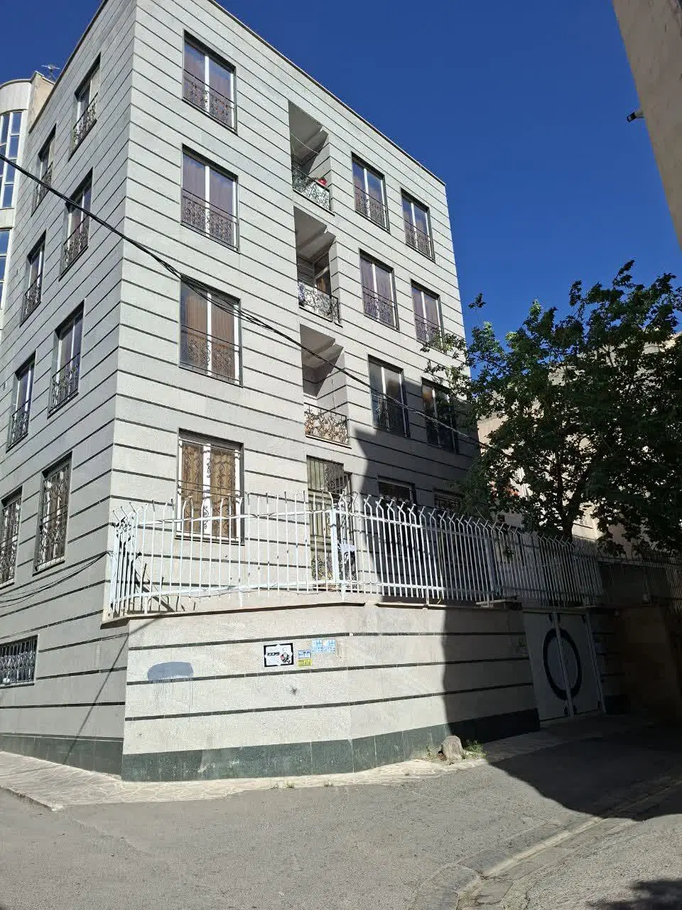 ۱۲۶ متر،سه خواب دونبش تک واحدی
