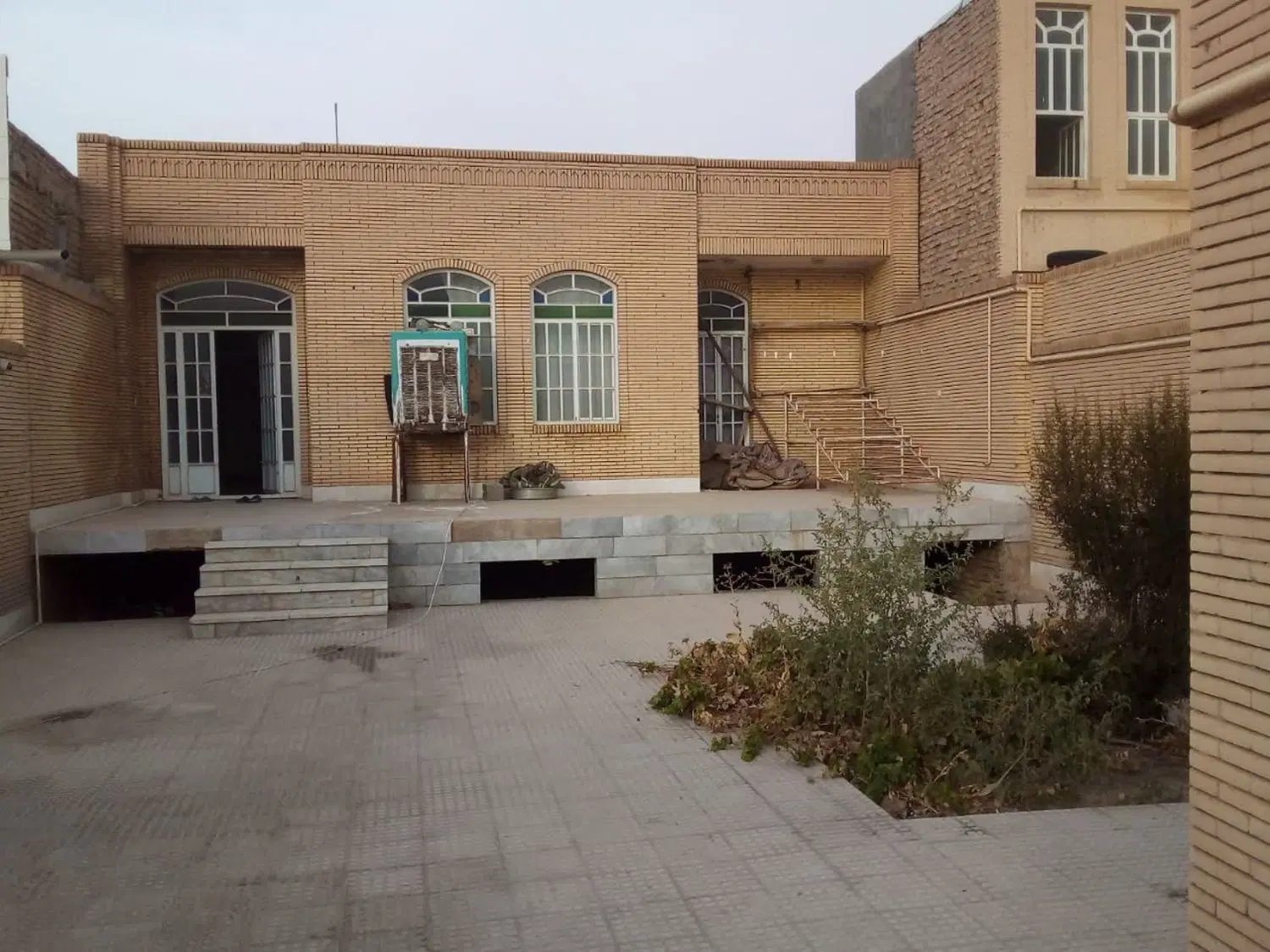 ۴۰۰متر خانه در محمد آباد نزدیک آب چشمه