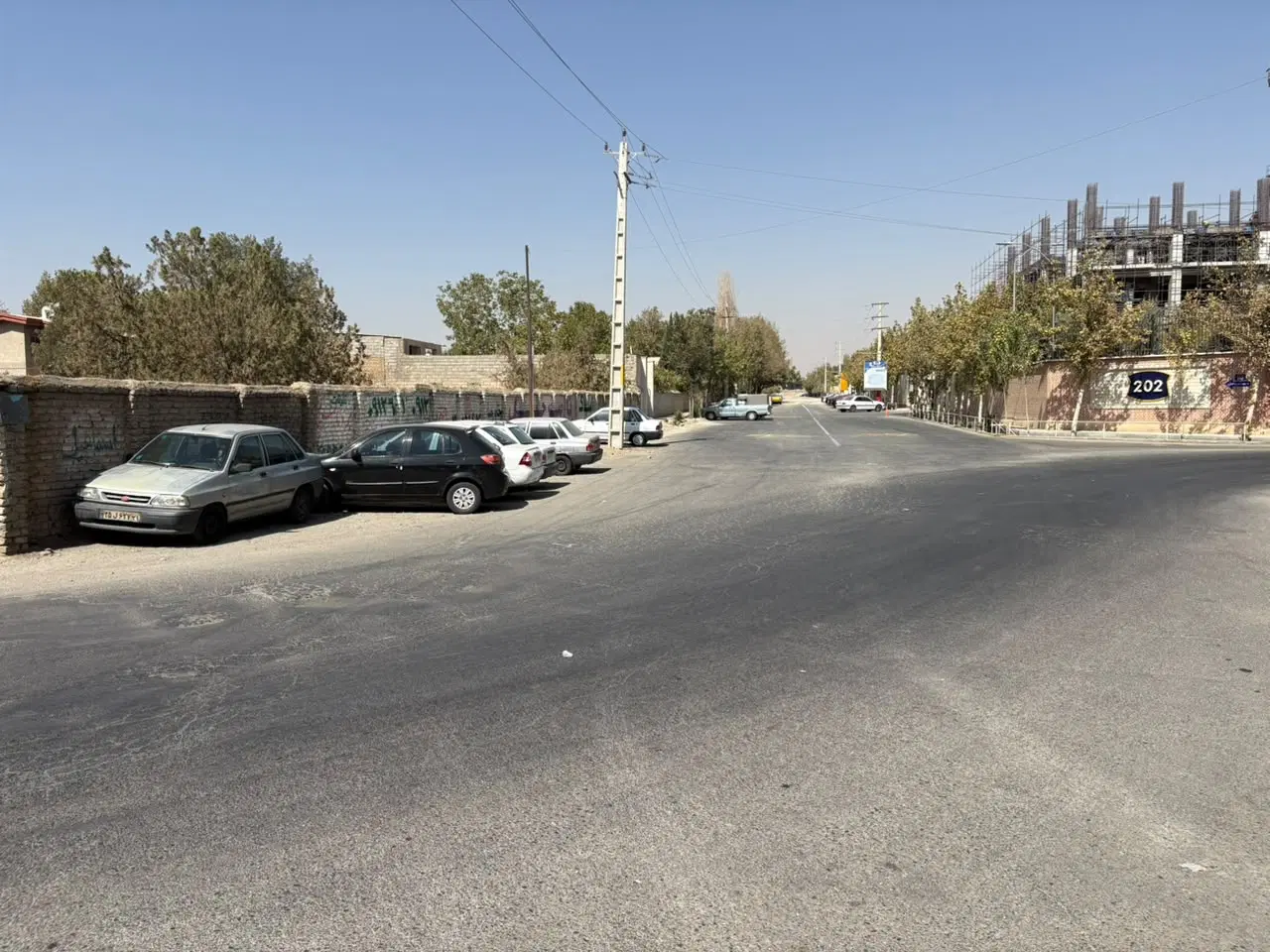 زمین ۴ دیواری کردان دکتر حسابی تک برگ سند
