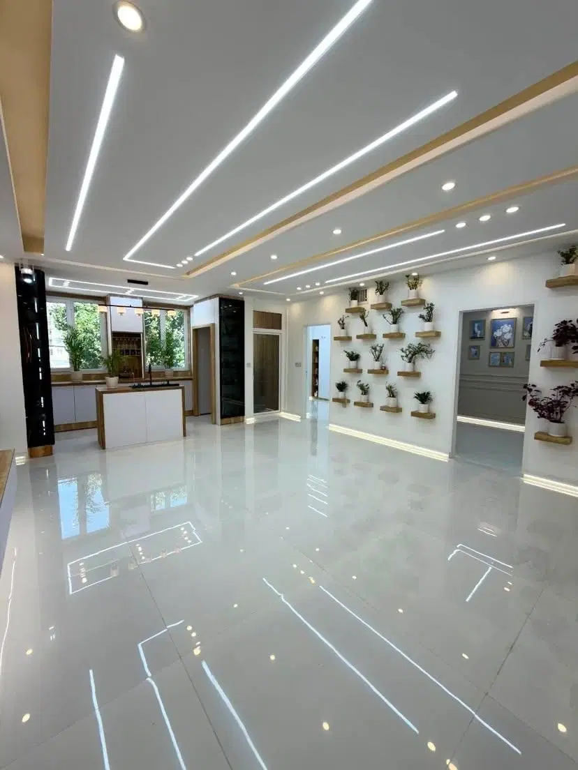 ۷۲متری لوکس،پارکینگ سندی،دوخواب،طبقه اول