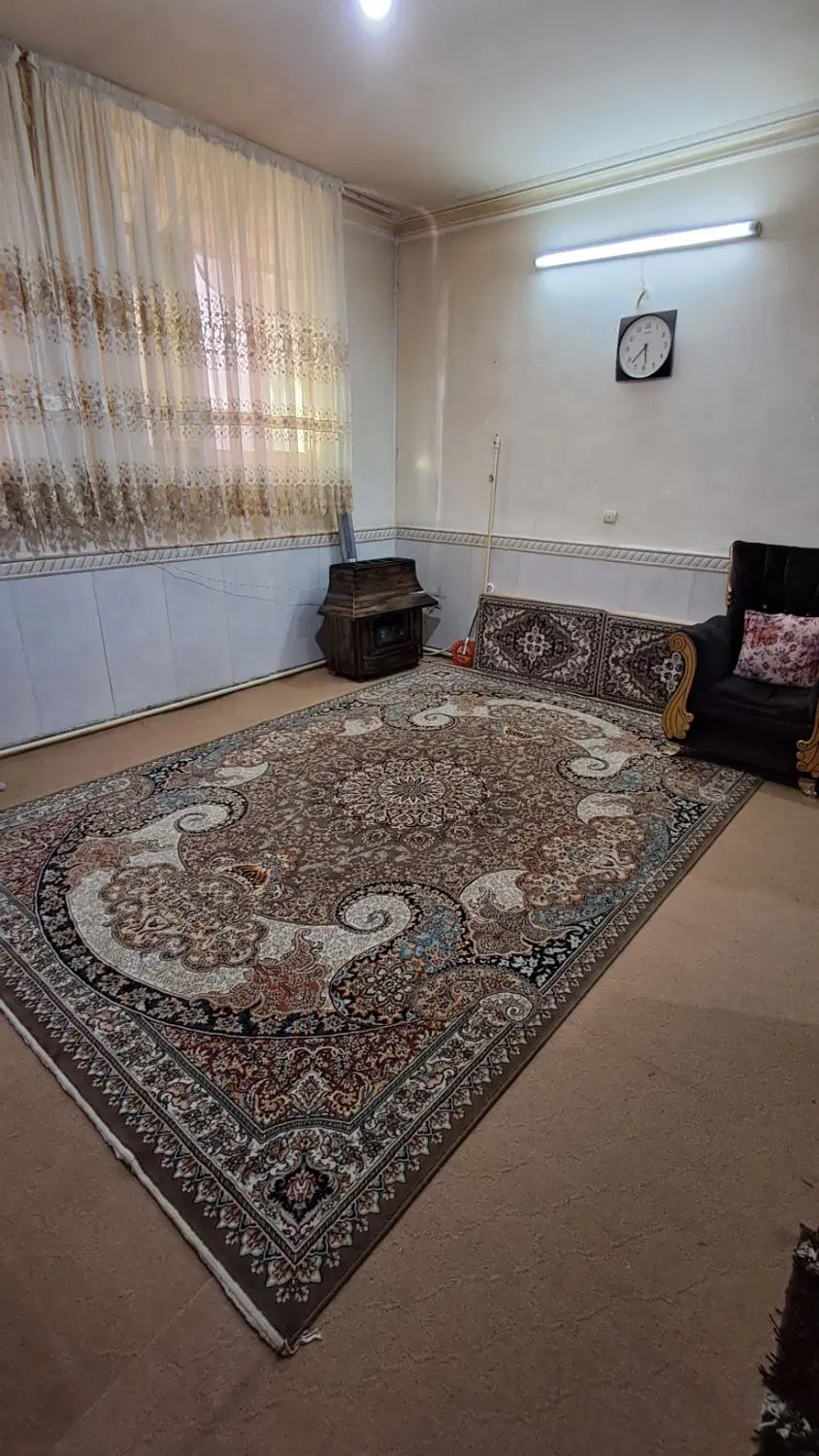 خانه مسکونی ۲ طبقه ۶۰ متری اسکلت‌دار
