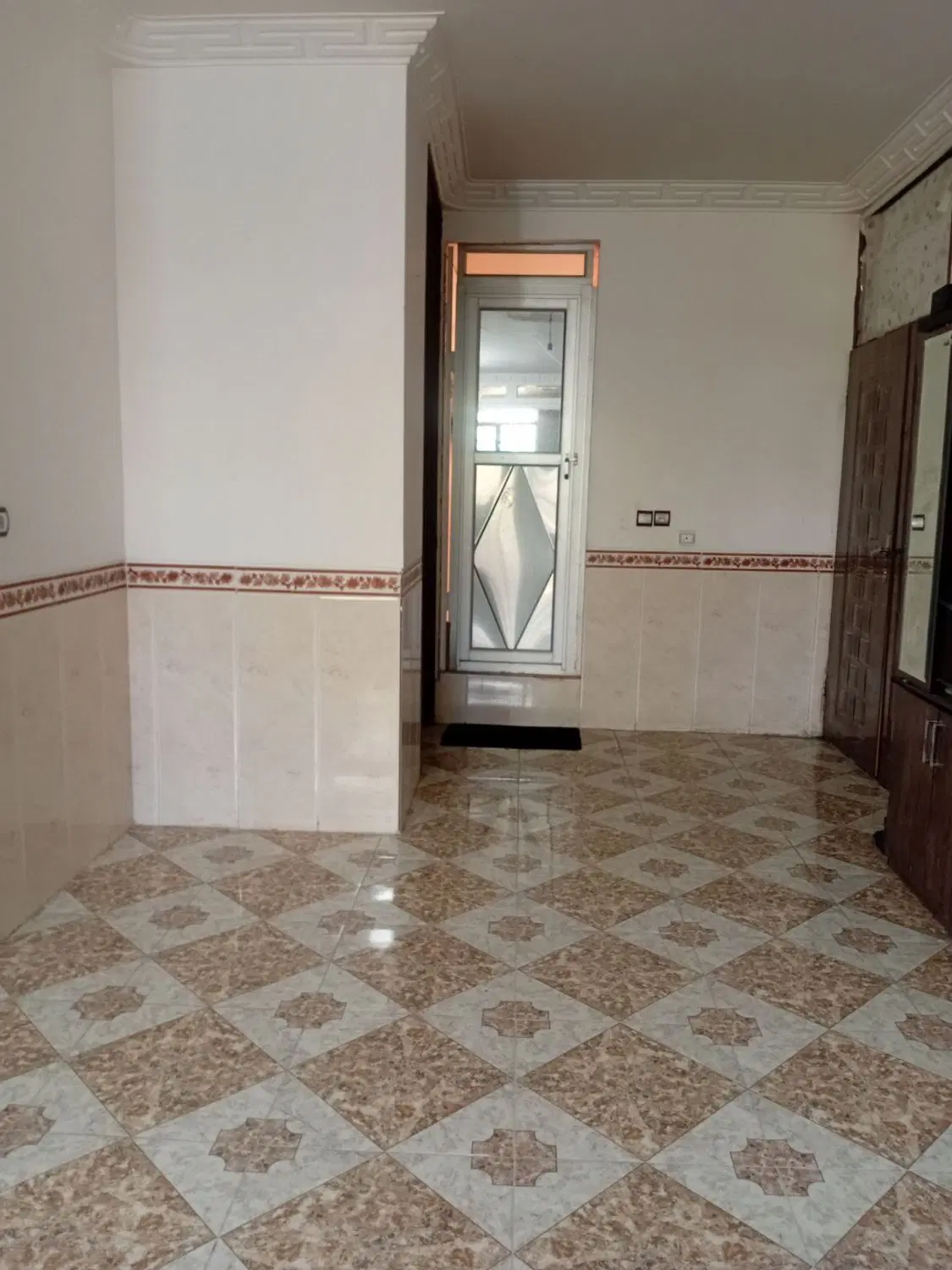 اپارتمان اجاره ای قدوسی ۴۴