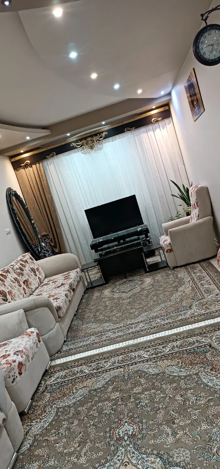 آپارتمان خوش قیمت و شیک