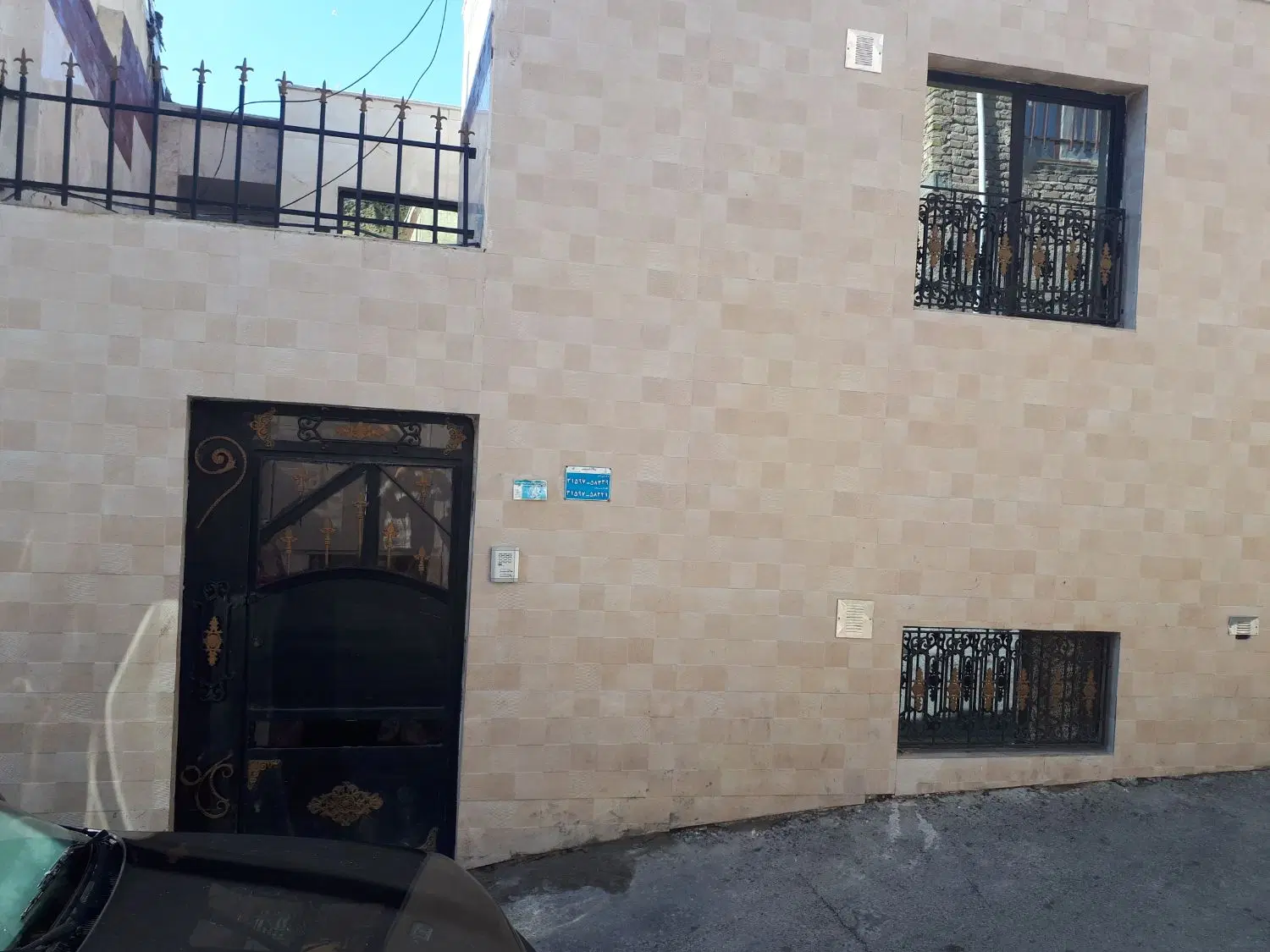 ۶۳ متری تمییز همکف