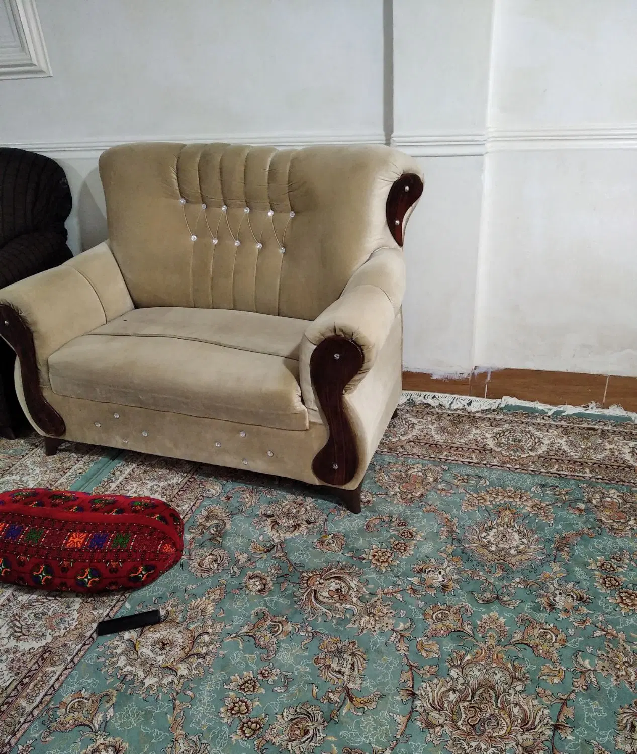خانه آپارتمانی در گنبد پشت دانشگاه آزاد