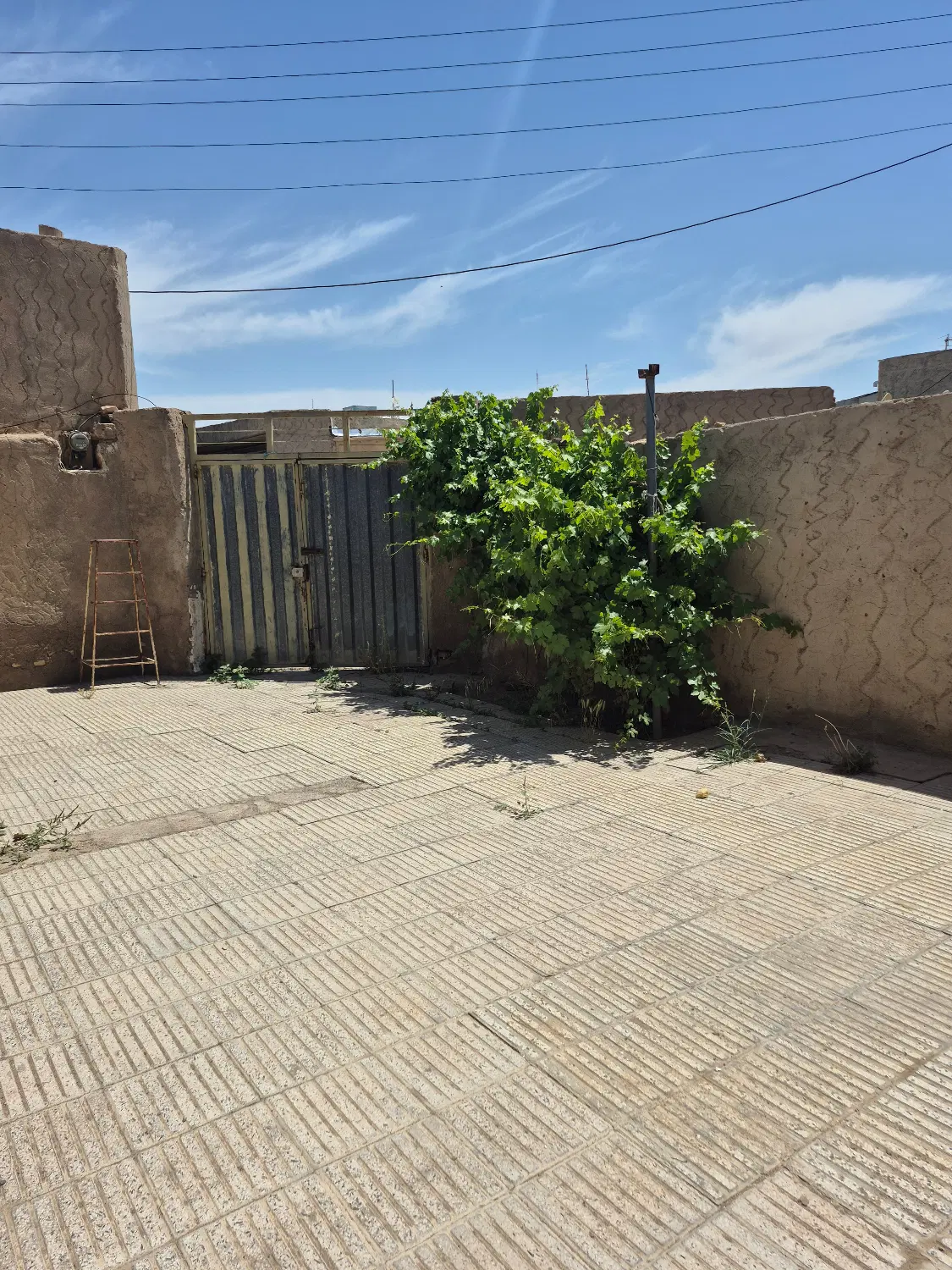 فروش خانه ویلایی در راه‌آهن‌