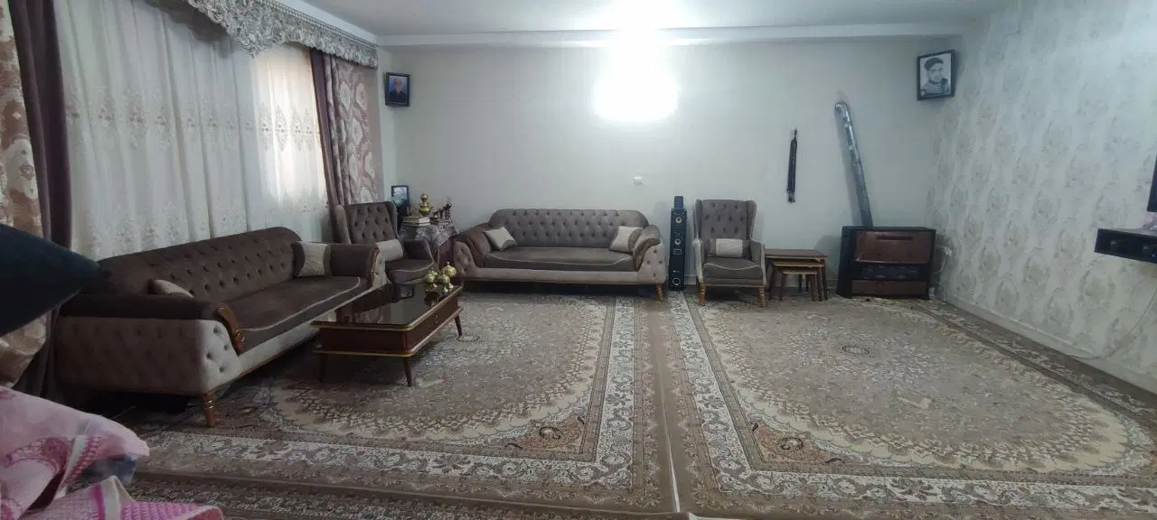 آپارتمان۹۰متری تمیز