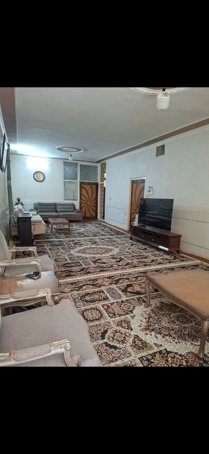 ویلایی دو طبقه
