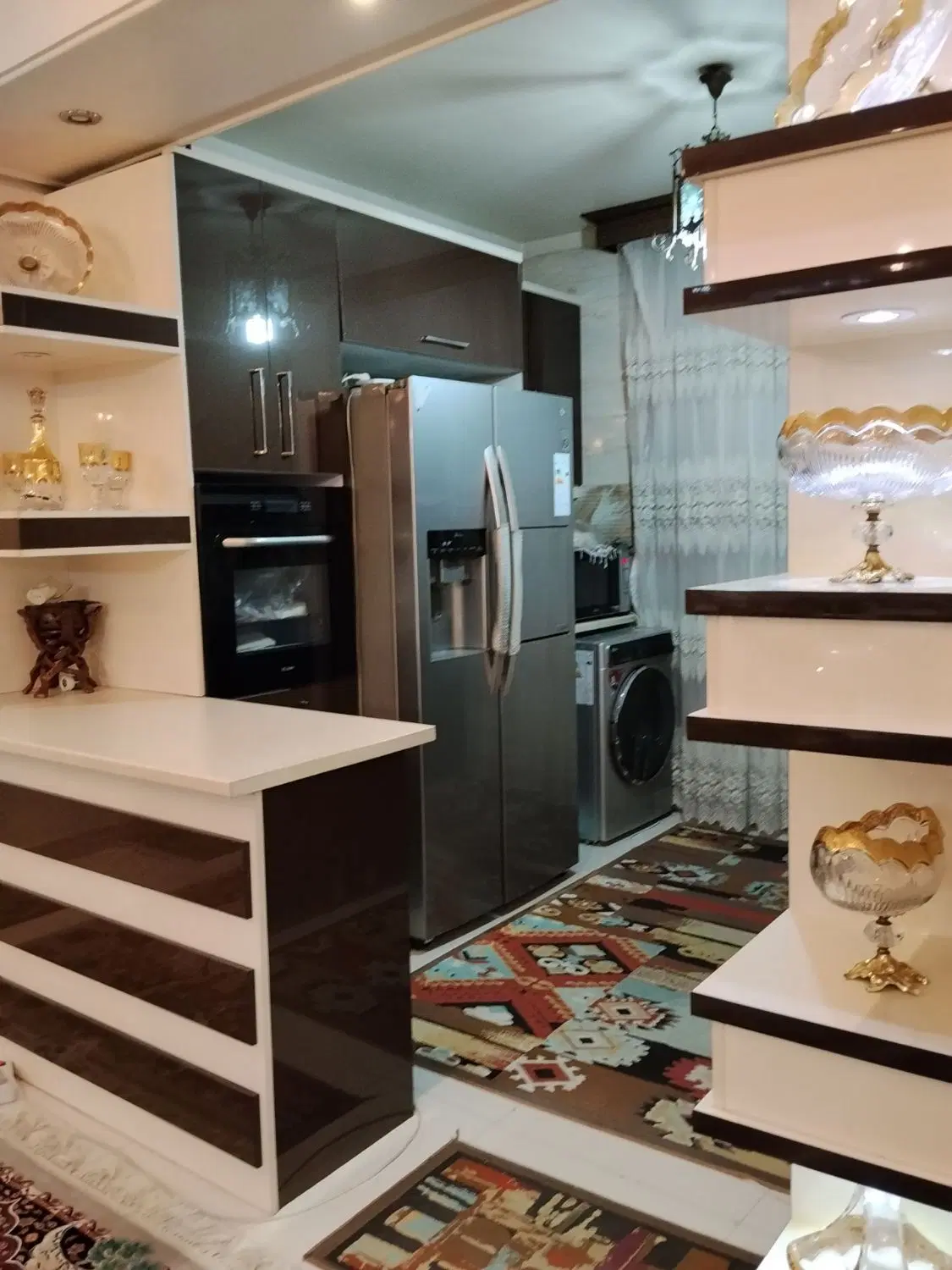 فروش یکدستگاه آپارتمان به متراژ دقیق ۸۸_۳۳