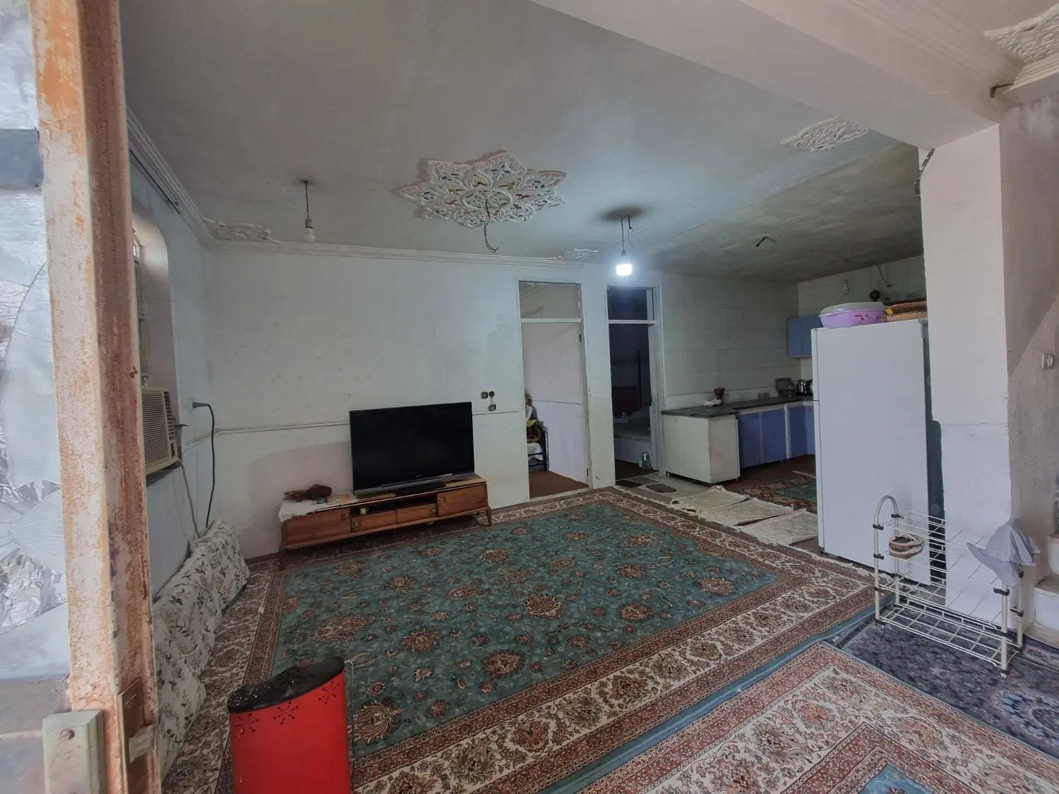 اجاره واحد بالای مغازه