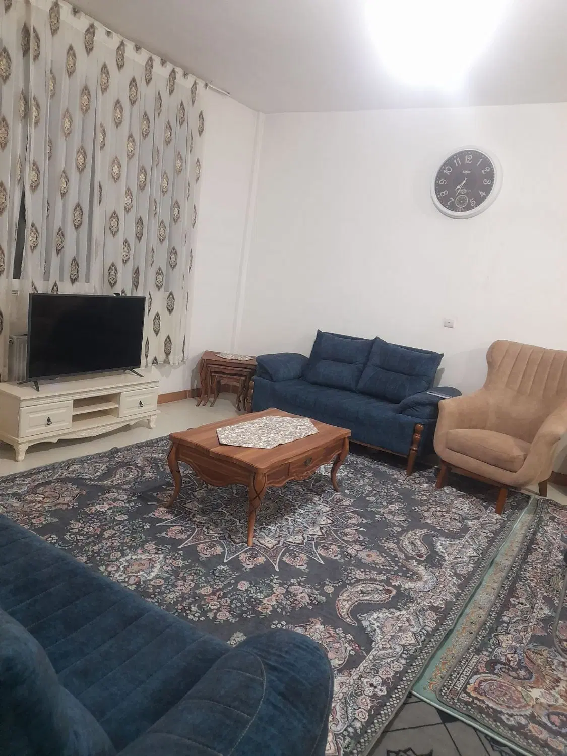 اجاره گلستان ۷۵ متری