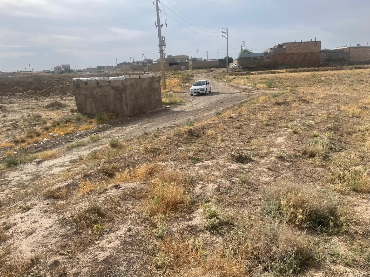 زمین 150 متری