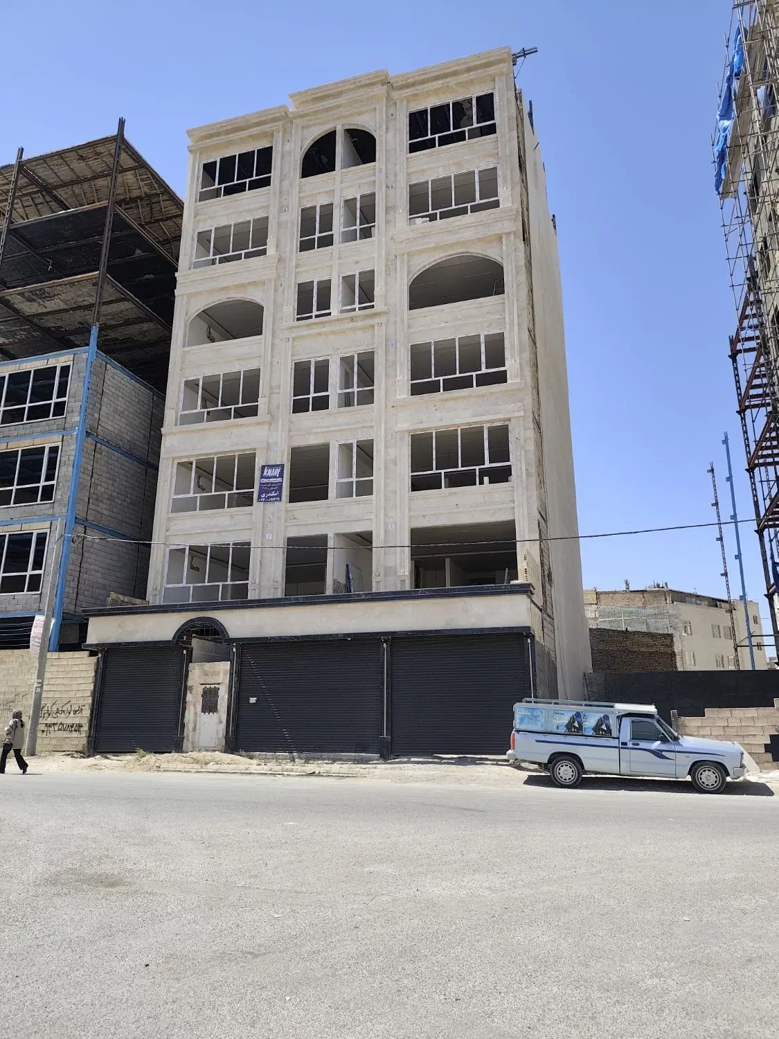 آپارتمان شهید دلدار .دایی ۶۰_۱