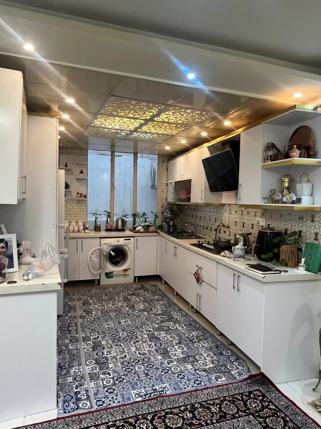 آپارتمان ۷۵ متری حصارک بالا