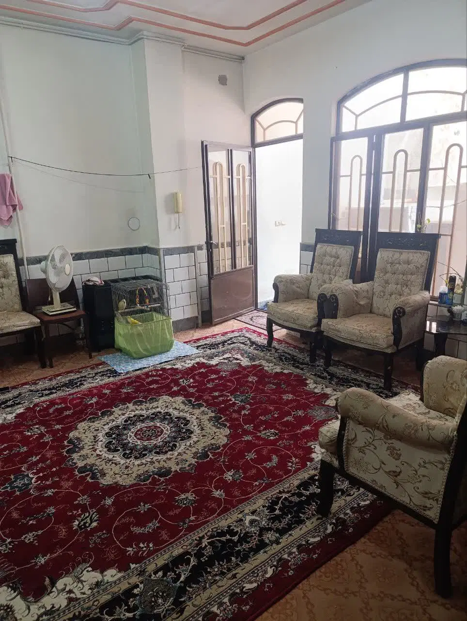 منزل دو خواب راه جدا حیاط دار