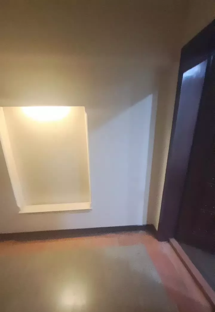 فرمانیه سنبل ۱۶۰ متر ۳ خواب کم واحد