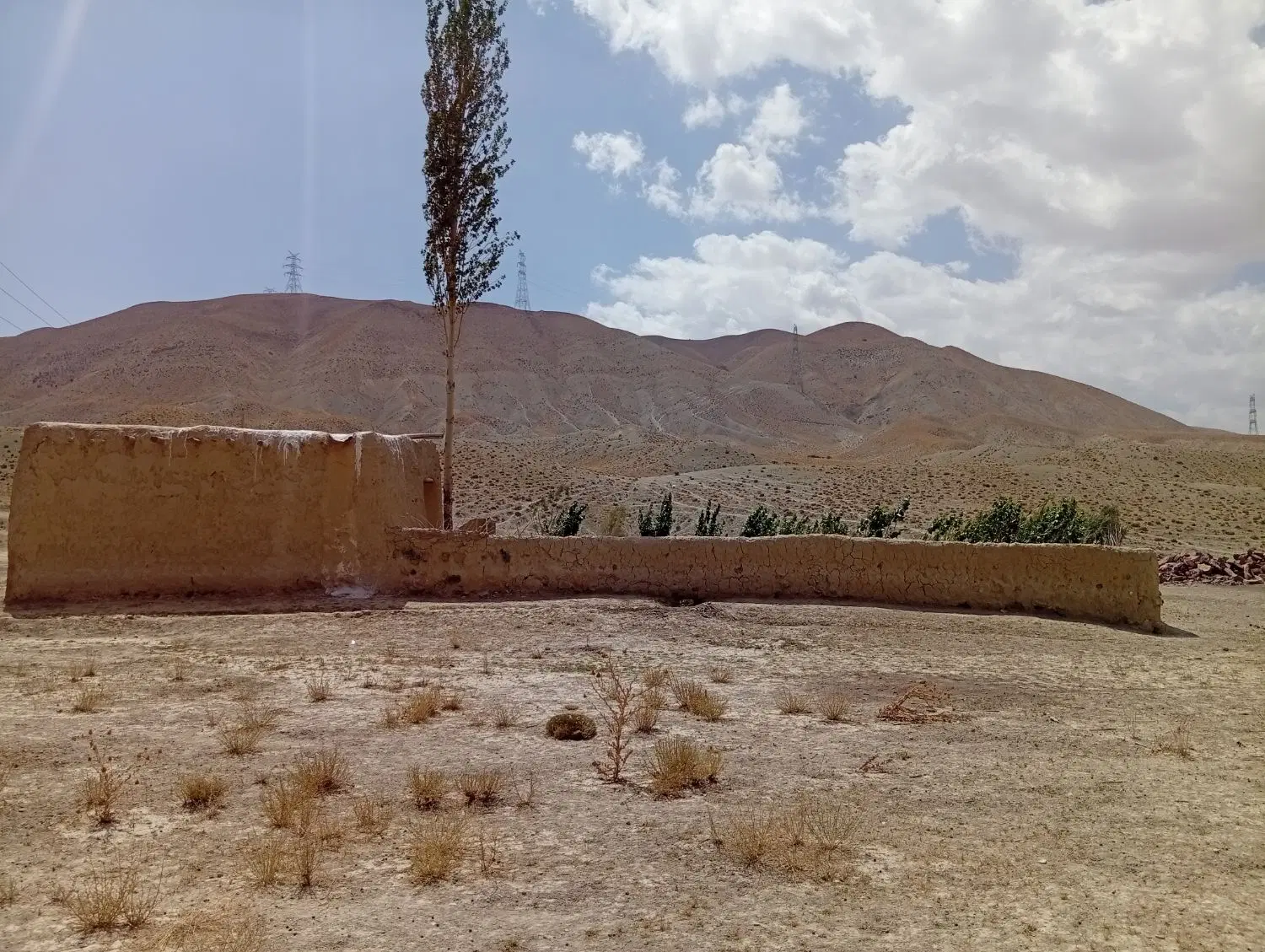 زمین در روستای گورسفید