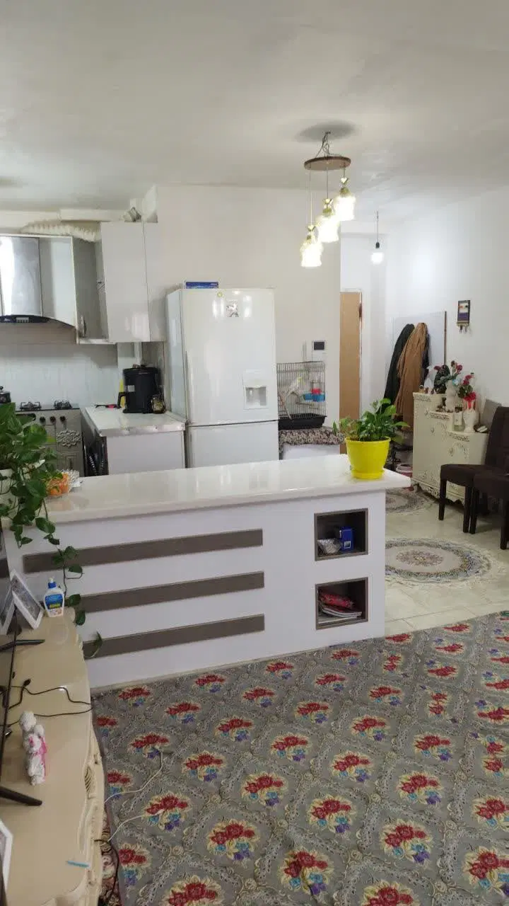 آپارتمان 75 متری دو خوابه