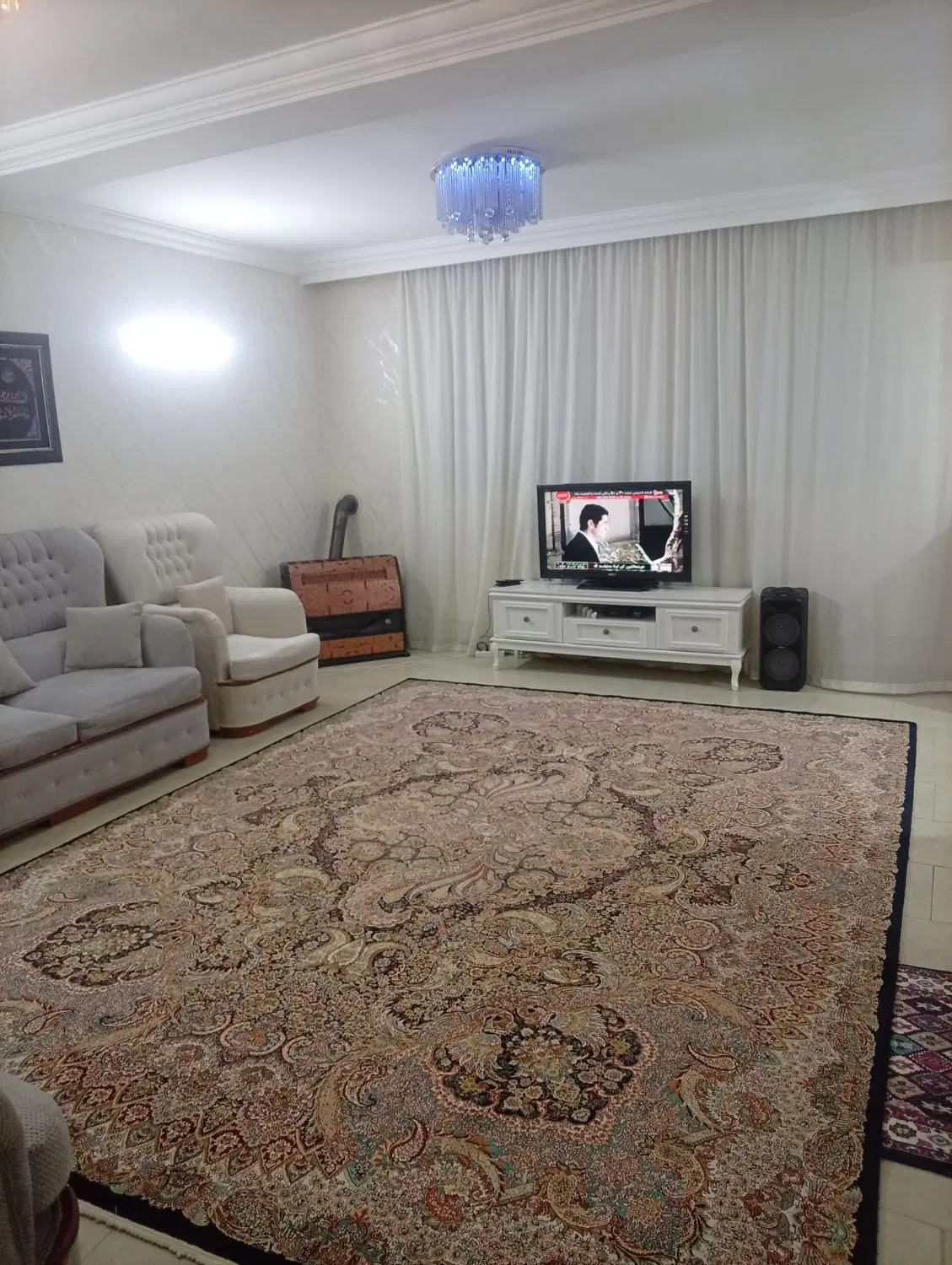 خشنودی آپارتمان 75متری ط دوم پارکیندار