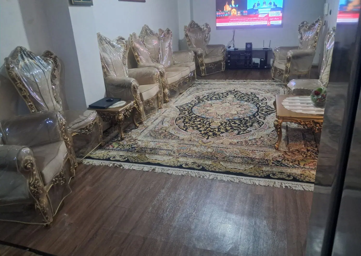۷۰ متر _ دو خوابه _ سند دار