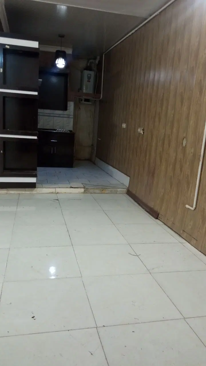 همکف راه جدا همراه مغازه توس34