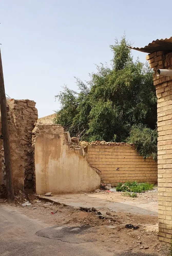 زمین ۷۴ متری مرکزشهر