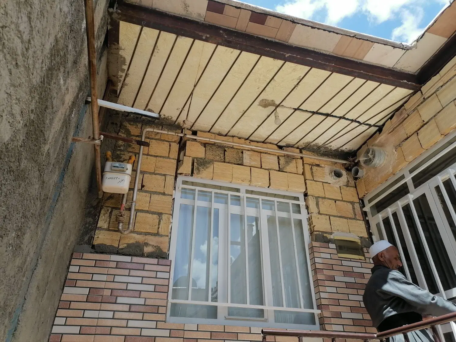 خانه شهرک سعدی  مقطوع  لطفا خوب بخونید بعد