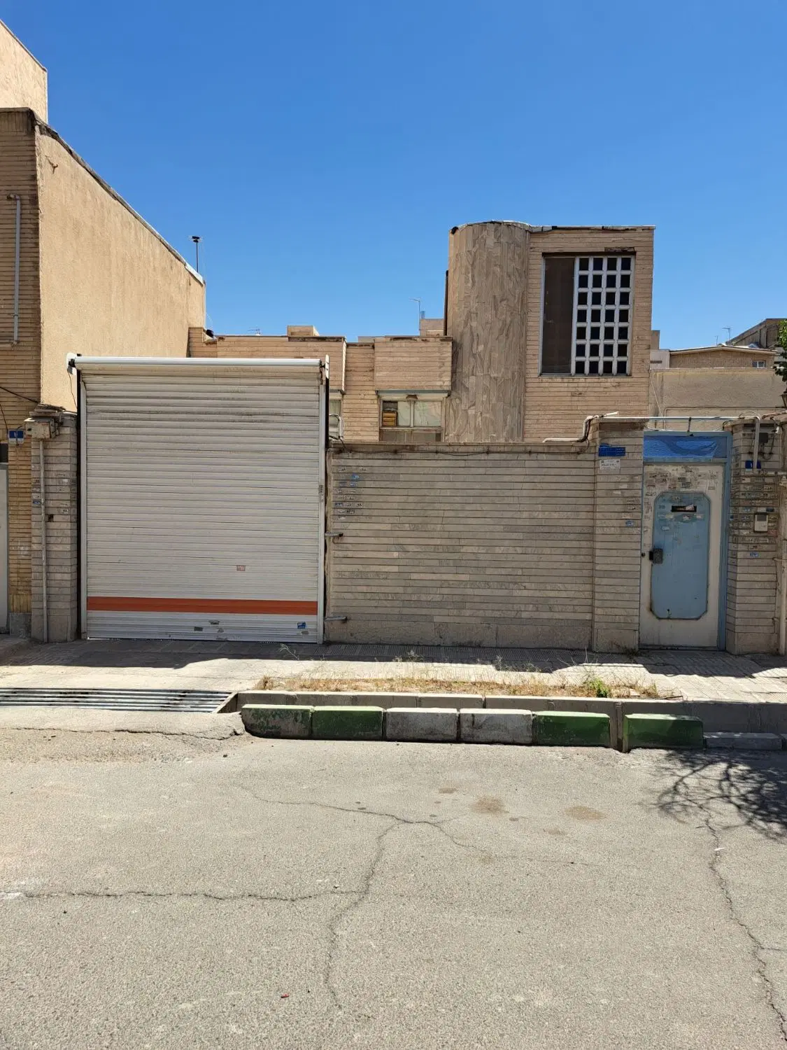 خانه ویلایی ، شهرک آزادی
