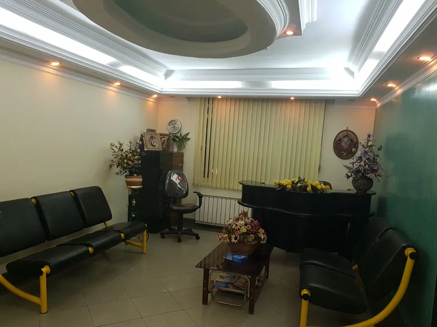 رهن ملک۲۵۰۰۰۰۰۰تومان فروش۲۳میلیارد