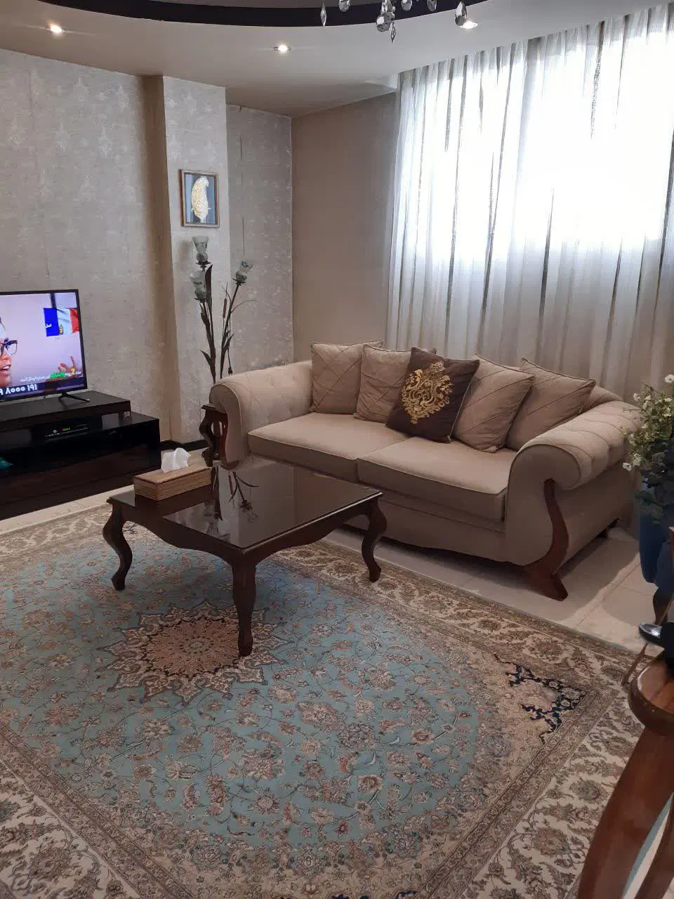 آپارتمان ۸۵ متری_دو خوابه_نور عالی _عروس دامادی