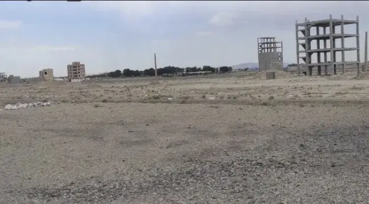 مسکونی ۲۴۰ متر با جواز ۶ طبقه